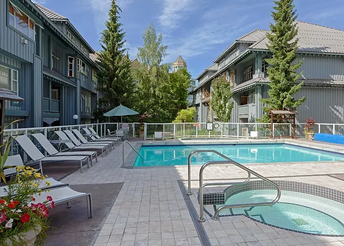 Glacier Lodge Resort